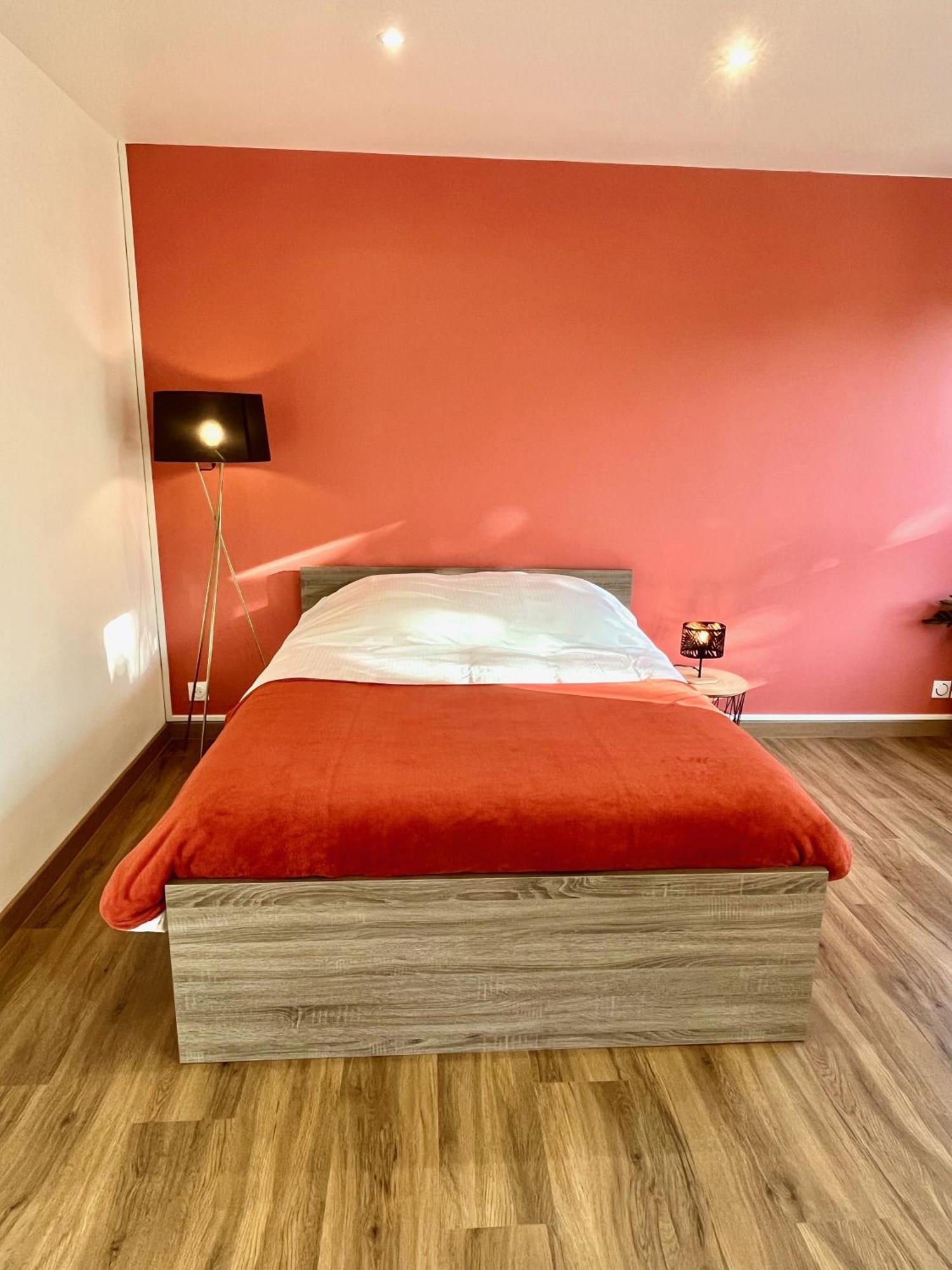 Charmant Studio + Parking Prive Caen Extérieur photo